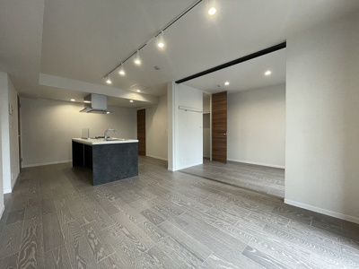 【居間・リビング】 | イリオス【SHM】 | 15.1帖LDK！