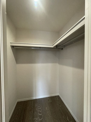 【収納】 | イリオス【SHM】 | たっぷり収納できるウォークインクローゼット！