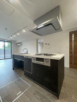 【キッチン】 | イリオス【SHM】 | 食洗器付きシステムキッチン！