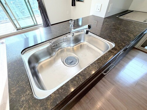 ライオンズプレイズ鳴海タワーのキッチン