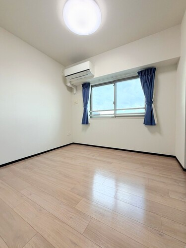 ライオンズプレイズ鳴海タワーの洋室