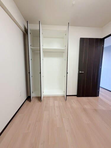 ライオンズプレイズ鳴海タワーの寝室