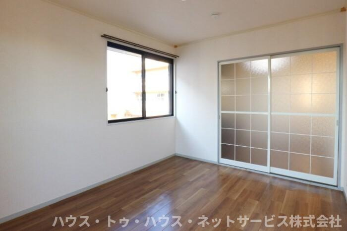 パールハイツ海老原　38の居間・リビング