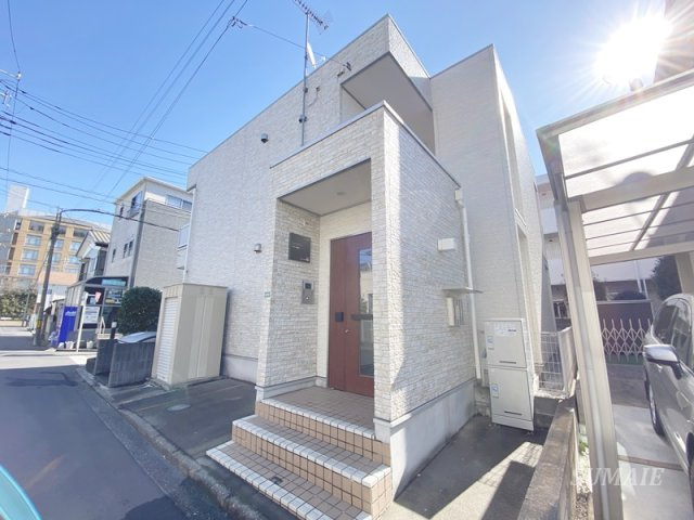 リブリ・新都心