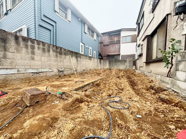 中野区大和町2丁目　建築条件付き売地の外観|2026.02.07撮影

現地ご見学希望・資料請求などお気軽にお問い合わせ下さい！
03-5990-5201