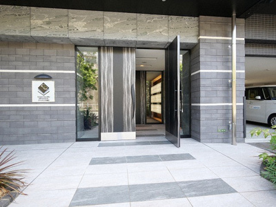 【エントランス】 | グランカリテ北梅田 | ゆとりのあるエントランスです