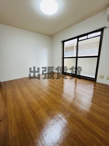 仲介手数料0円！マーブルワンの居間・リビング