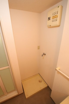 【設備】 | エセルディハイツB | 室内洗濯機置場