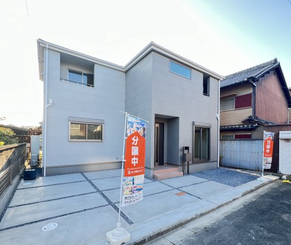 磯城郡田原本町　第2期全2棟の外観