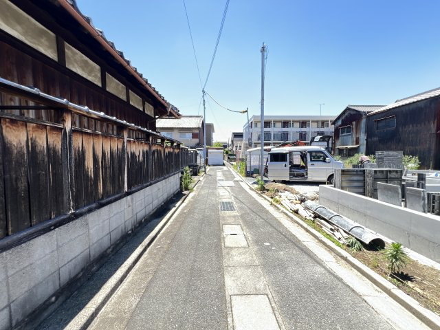 磯城郡田原本町　第2期全2棟の前面道路含む現地写真