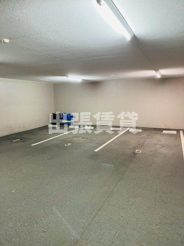 仲介手数料0円！マーブルアサイの駐車場