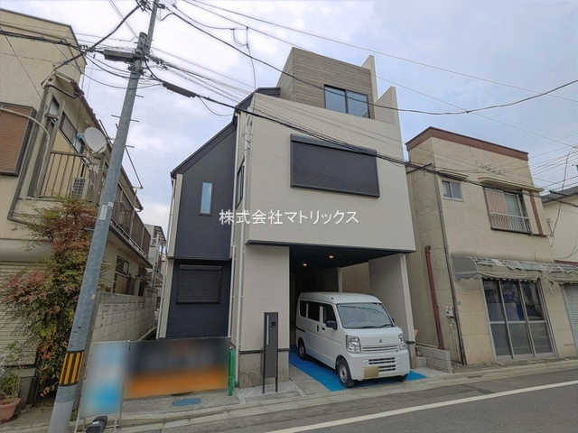 板橋区小茂根2丁目　22.5帖LDK×屋上×2台駐車　大型邸宅