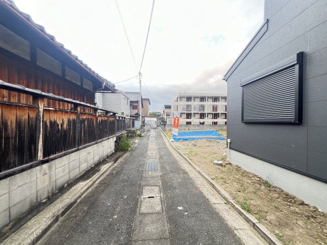 磯城郡田原本町　第2期全2棟　の前面道路含む現地写真