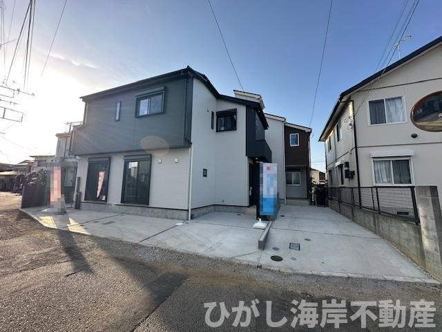 茅ヶ崎市松が丘２丁目　新築戸建　全３棟の前面道路含む現地写真|現地外観