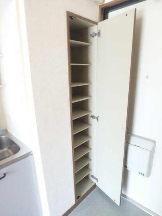 アンプルールフェールアミーⅠの収納|別部屋参照写真