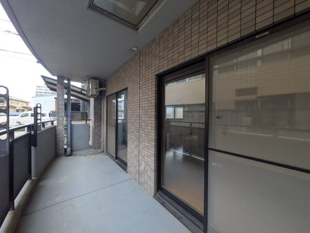 クインアゼリアのバルコニー