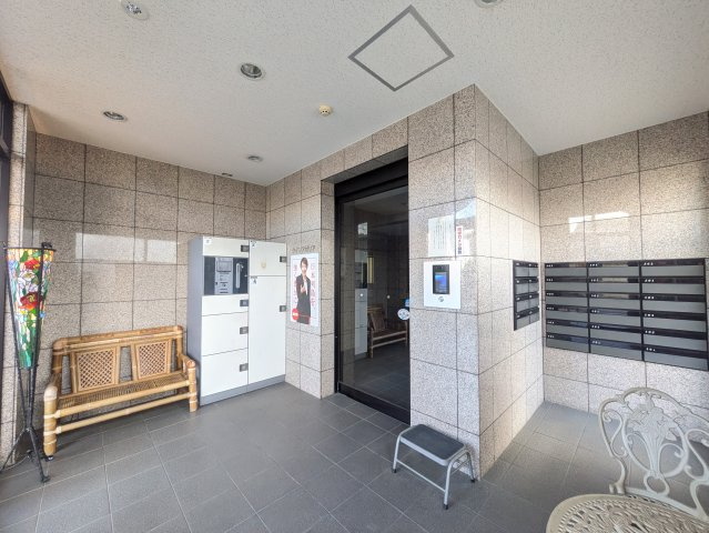 クインアゼリアのロビー