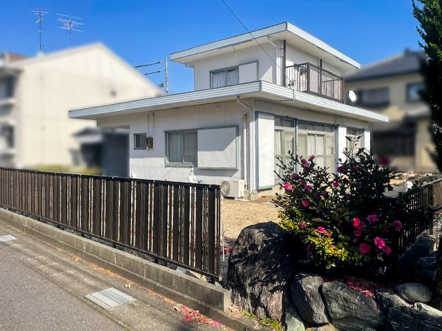 鈴鹿市神戸5丁目の前面道路含む現地写真