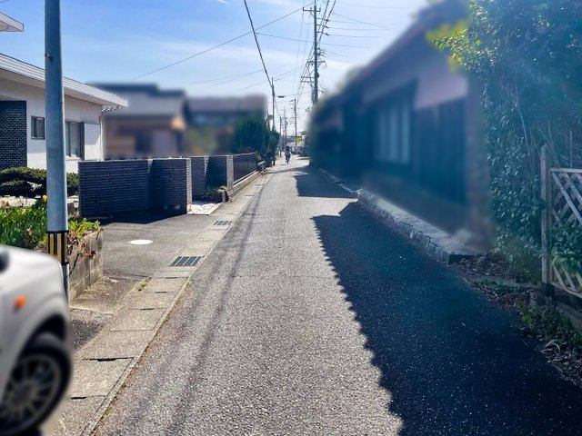 鈴鹿市神戸5丁目の前面道路含む現地写真