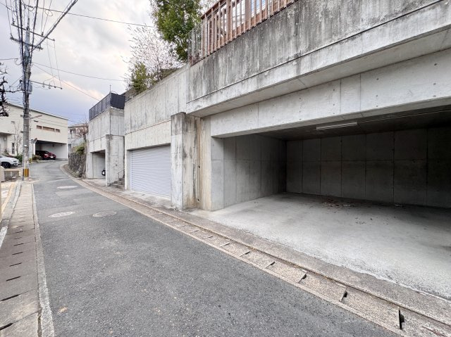 南区多賀１丁目戸建ての周辺