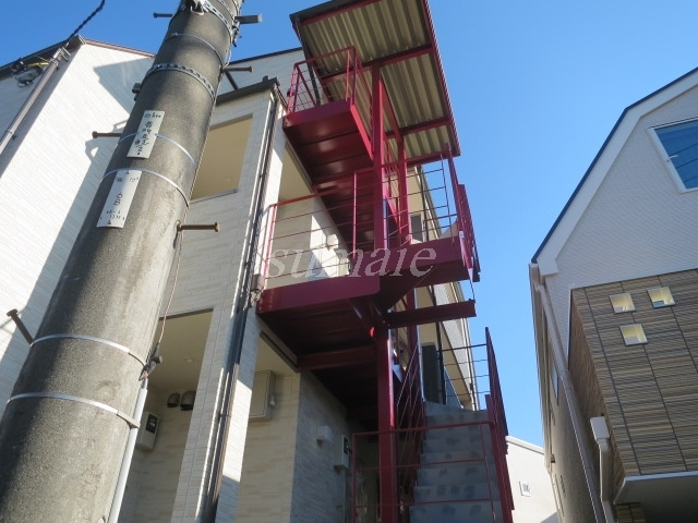 アリロッセ赤羽のその他共用部分|こちらが階段です☆