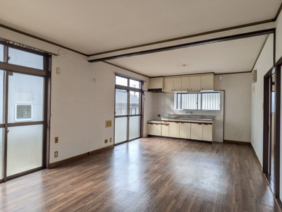 【居間・リビング】 | 安芸郡府中町瀬戸ハイム３丁目