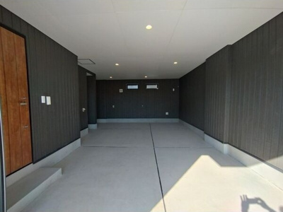 【駐車場】 | THE GARAGE