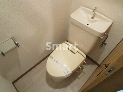 【トイレ】 | メゾン・ド・リラ