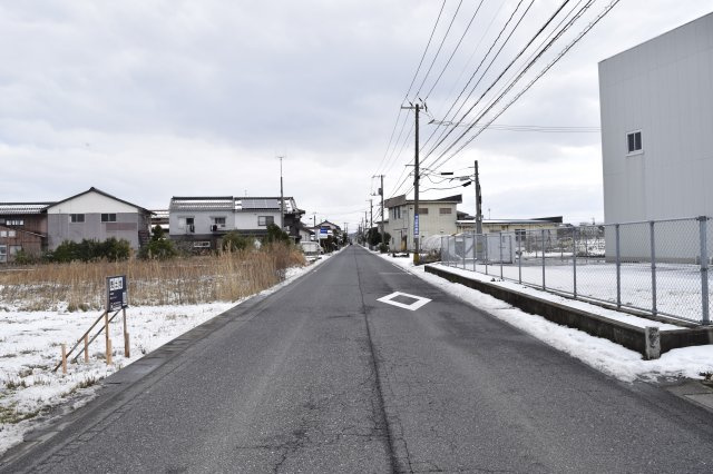 米子市河崎 2号地 売土地の前面道路含む現地写真