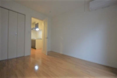 【居間・リビング】 | South Garden