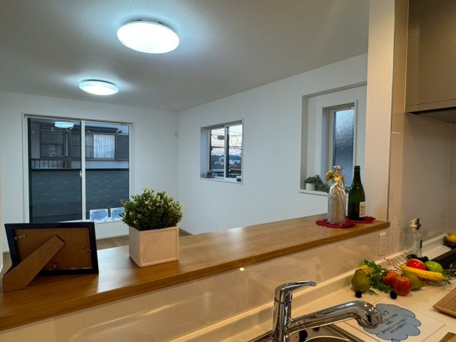 上福岡　新築一戸建ての居間・リビング|居間です