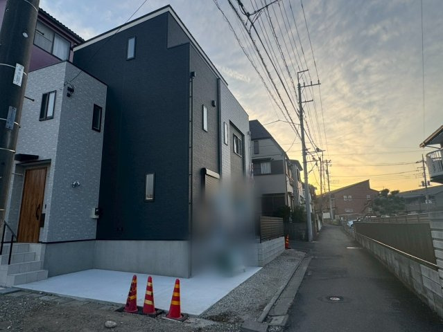 上福岡　新築一戸建ての前面道路含む現地写真|前面道路含む現地写真です