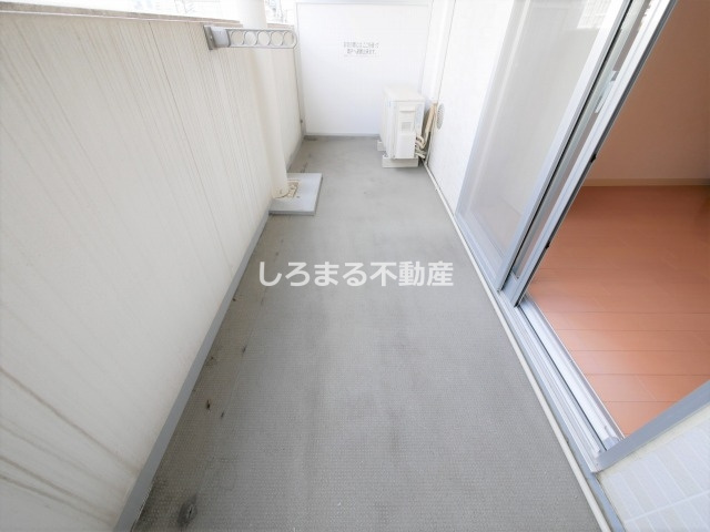 ＵＲＢＡＮ　ＦＬＡＴＳ中之島のバルコニー