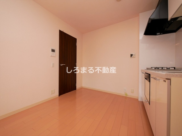 ＵＲＢＡＮ　ＦＬＡＴＳ中之島の居間・リビング