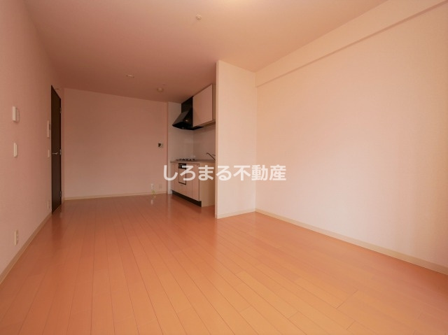 ＵＲＢＡＮ　ＦＬＡＴＳ中之島の居間・リビング