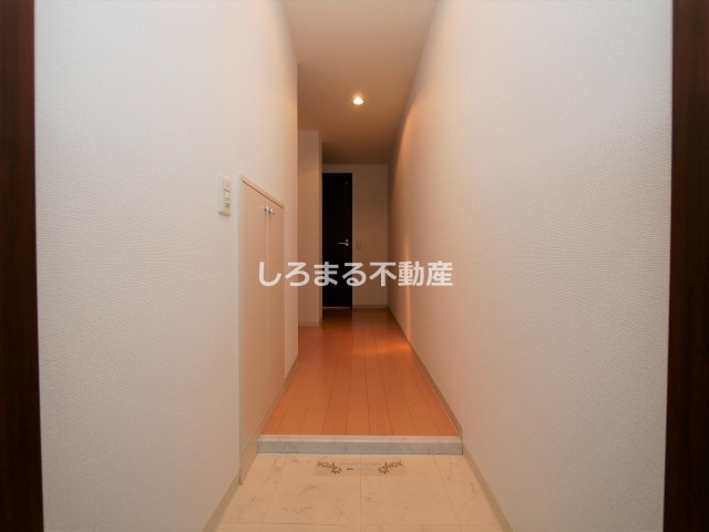 ＵＲＢＡＮ　ＦＬＡＴＳ中之島の玄関