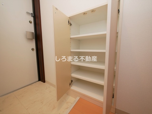 ＵＲＢＡＮ　ＦＬＡＴＳ中之島の収納