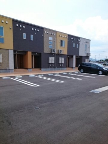 ソルディアス　Ａの駐車場