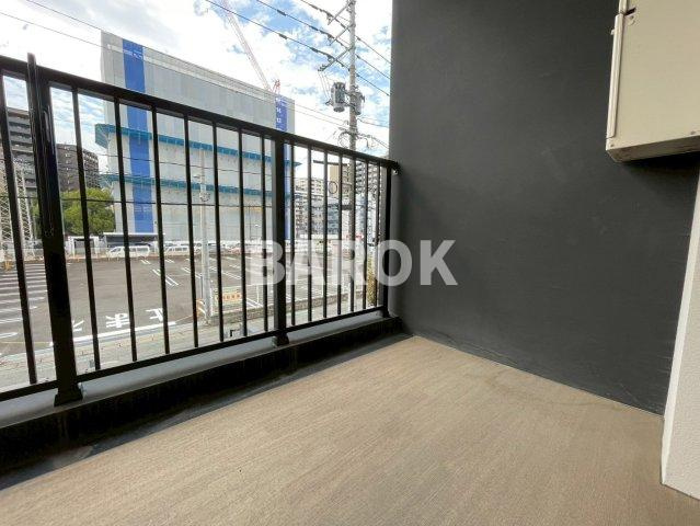 ロクラス博多のバルコニー