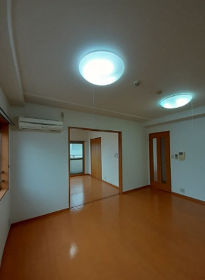 【居間・リビング】 | ムーンライトコート