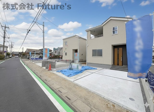 三郷市彦糸1丁目　新築戸建　全5棟　1号棟の前面道路含む現地写真|前面道路含む現地写真です。