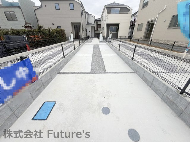 三郷市彦糸1丁目　新築戸建　全5棟　4号棟の駐車場|縦列2台駐車可能