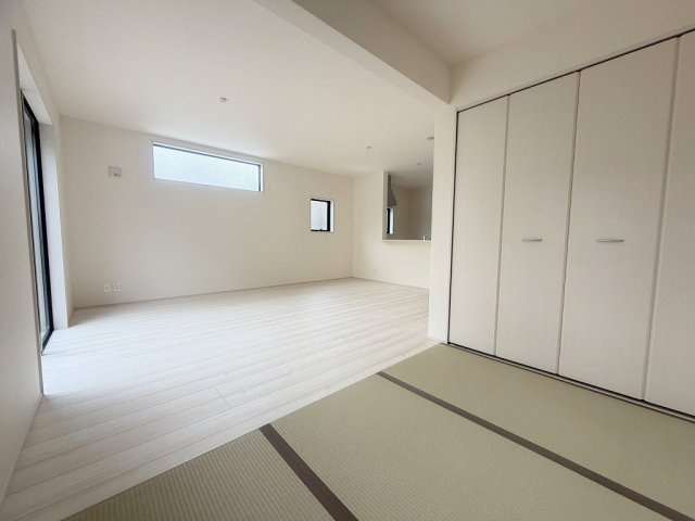 三郷市彦糸1丁目　新築戸建　全5棟　4号棟の和室|お子様のお昼寝や遊びスペースとしても活用できる畳コーナー