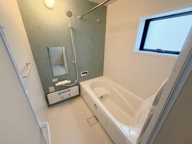 三郷市彦糸1丁目　新築戸建　全5棟　4号棟の浴室|追焚機能が付いた快適な一坪バス