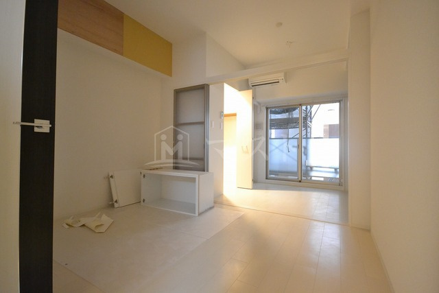 大阪市中央区粉川町の賃貸マンションの内装