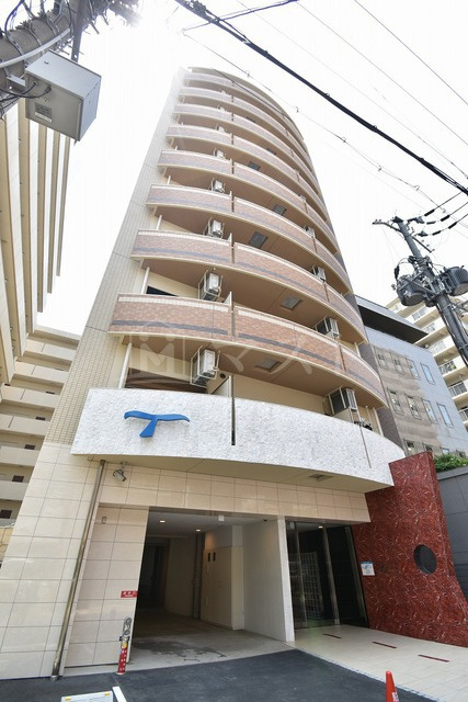 大阪市中央区粉川町の賃貸マンションの外観