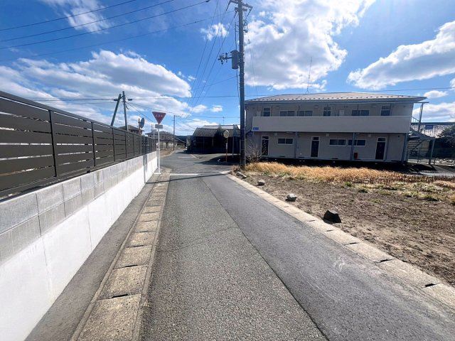 新築戸建・新築建売　相馬市百槻第3　中村第一小学校・向陽中学校の前面道路含む現地写真|車通りも落ち着いており生活環境としても安心ですね◎