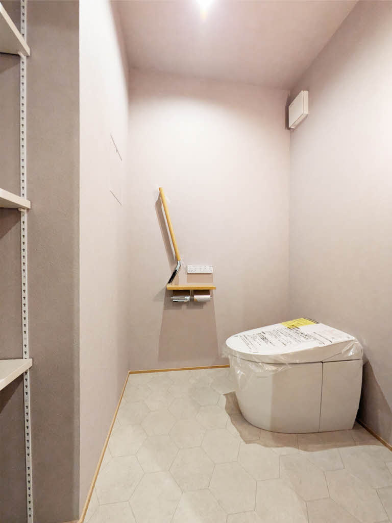 福岡市中央区浄水通の賃貸マンションのトイレ|シャーメゾン浄水通り ＊＊ A0301号-7