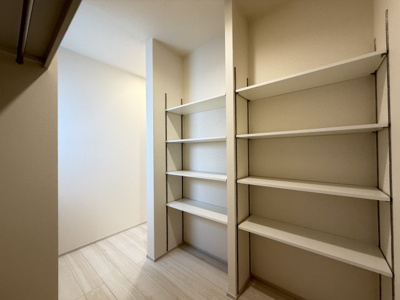 【収納】 | うるま市田場（全4棟）3号棟 | 3号棟　大容量ファミリークローク付き♪