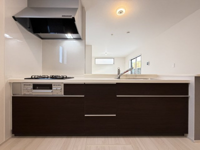 【キッチン】 | うるま市田場（全4棟）3号棟 | 3号棟　使いやすいシステムキッチン♪
